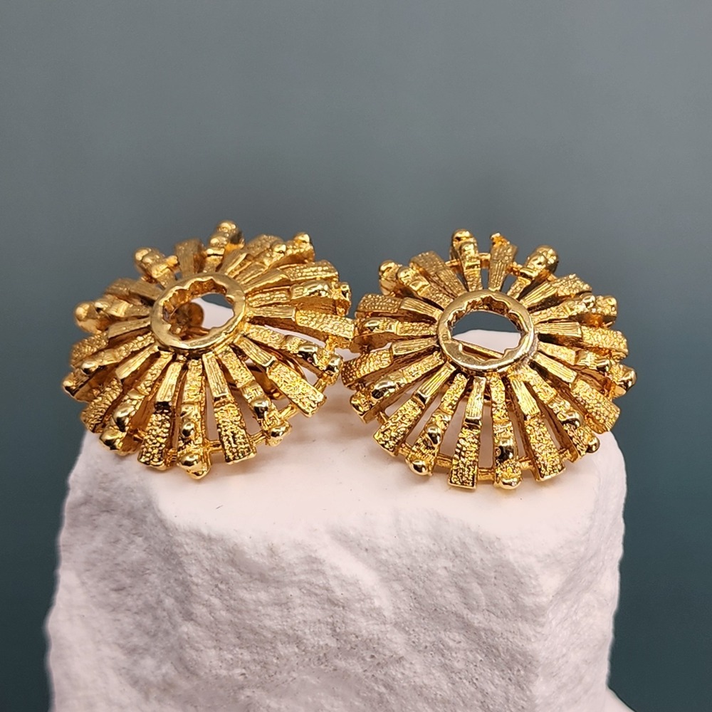 Celebrity Gold Tone Sunburst Clip On Earrings Textured Round Statement Jewelry